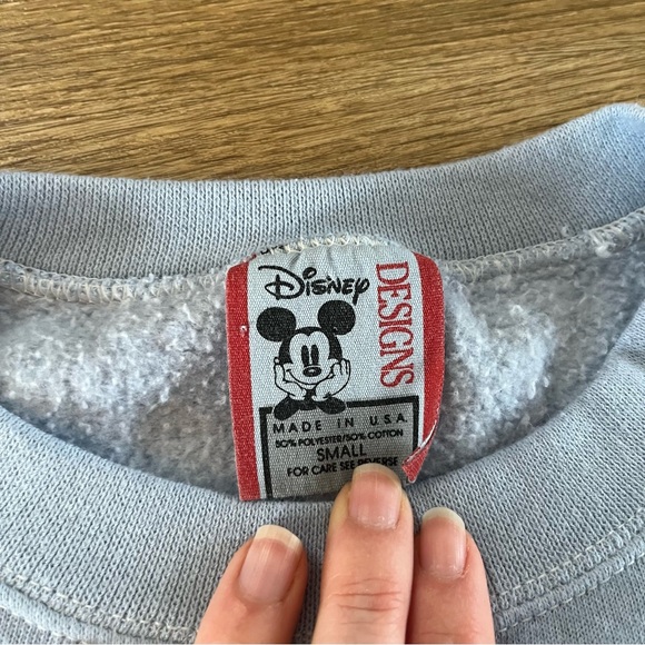 Walt Disney World WDW EPCOT Rare Vintage 1990s Crewneck Sweatshirt - Picture 4 of 8